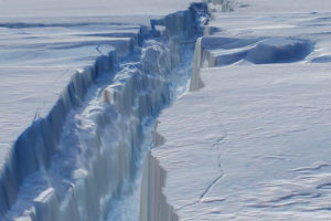 antarctic ice crack